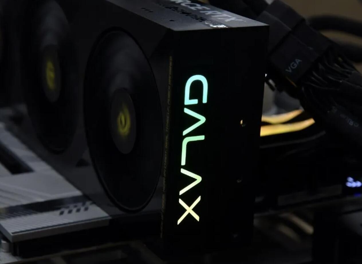影驰RTX 5060魔刃评测：磁吸RGB光效的50系甜点