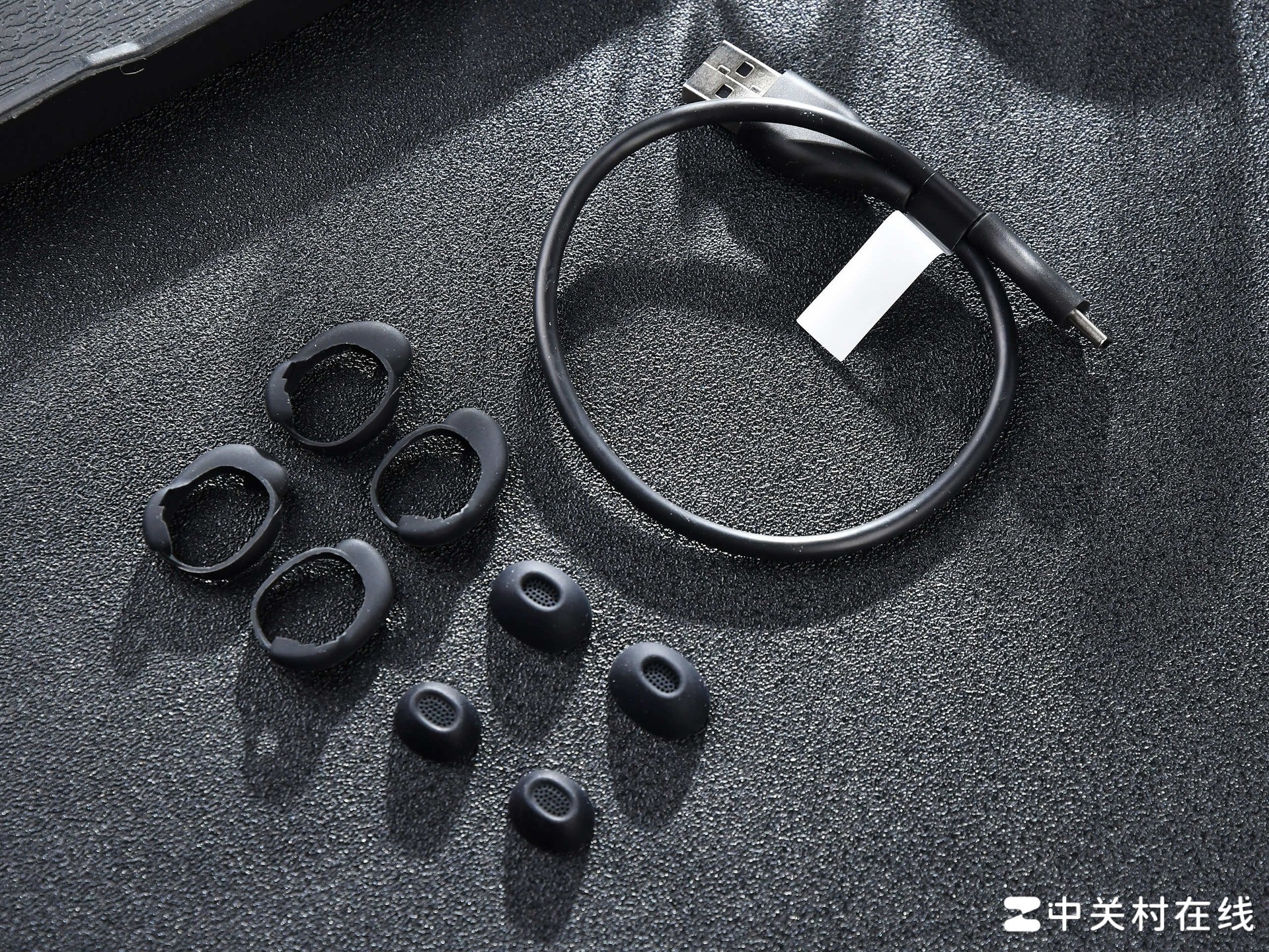 Bose QC消噪耳塞Ultra II一周深度体验：充电短板补齐，音质降噪再升级