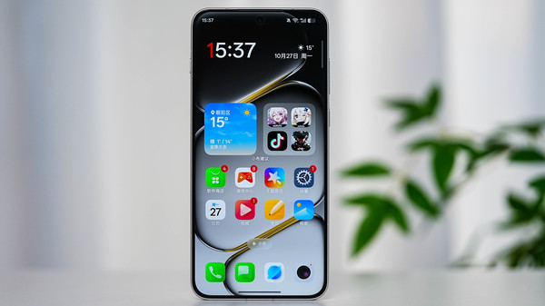 一加 Ace 6 评测:165Hz高帧体验,这次真的旦用难回 一加 Ace 6 评测:165Hz高帧体验,这次真的旦用难回