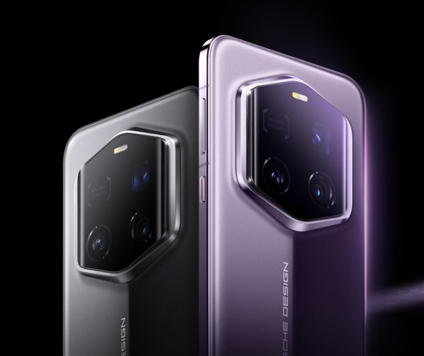 荣耀Magic 8 RSR超大杯通过国家认证 支持卫星通信