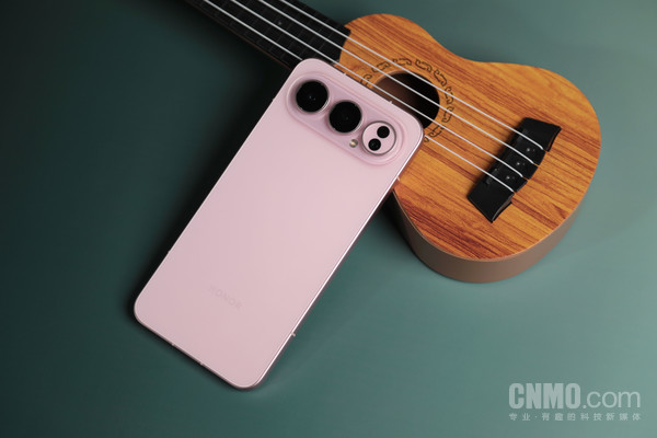 荣耀500 Pro评测：长板更长！数字系列重回巅峰