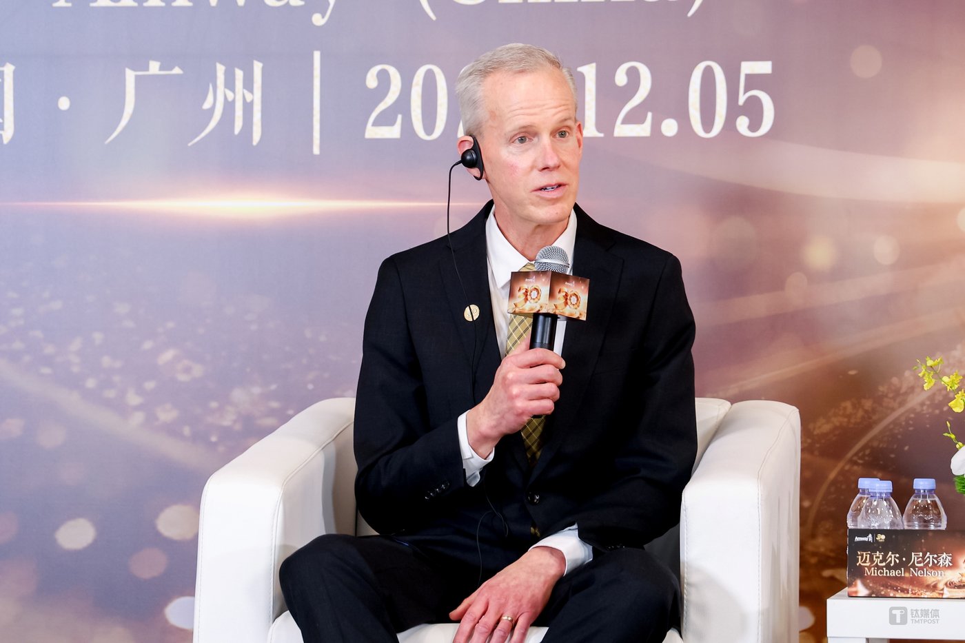 安利全球总裁兼首席执行官迈克尔·尼尔森