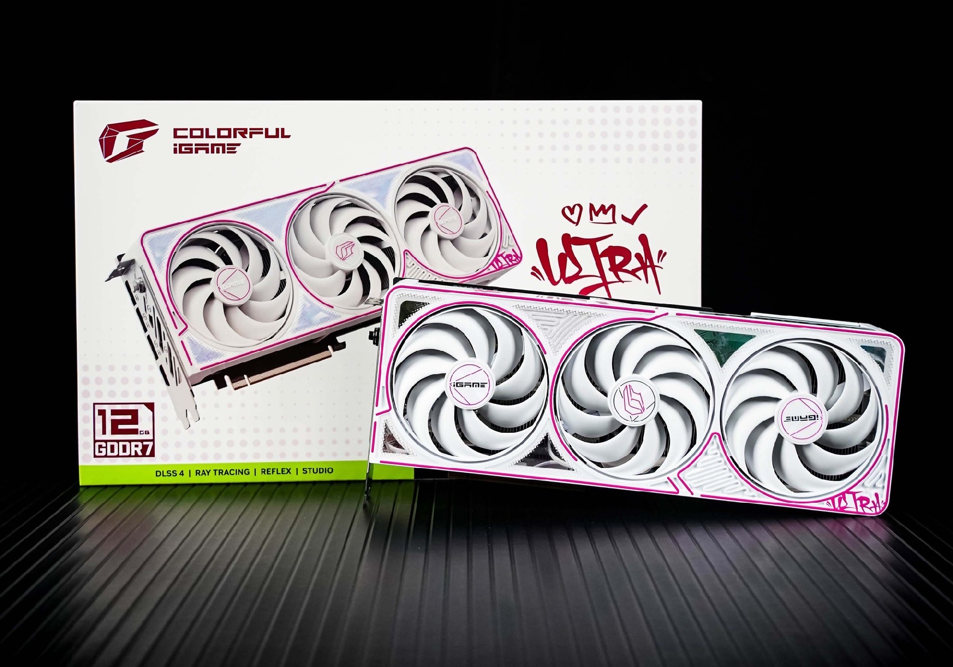 iGame RTX 5070 Ultra Z背插显卡评测 无线美学新范式