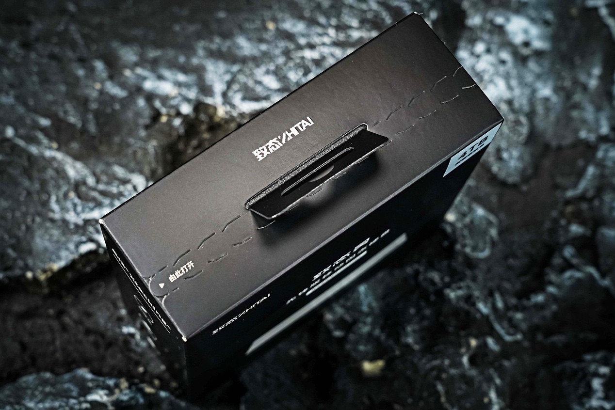 致态灵·先锋版4TB移动固态硬盘评测 海纳百川演绎于方寸之间