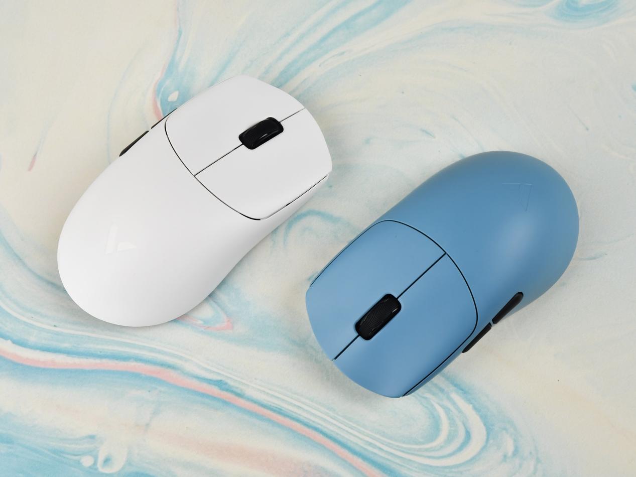 雷柏VT0双8K电竞鼠标评测：中小手抓握玩家的终极答案