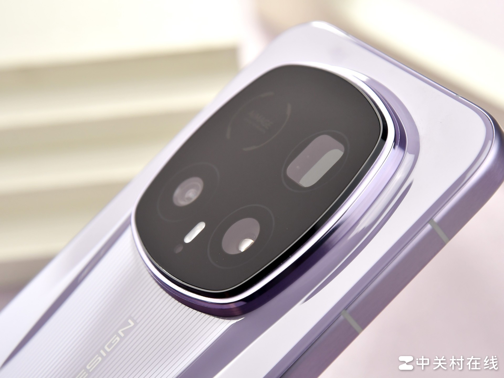 荣耀Magic8 RSR 保时捷设计上手评测：AI影像体验的新高峰