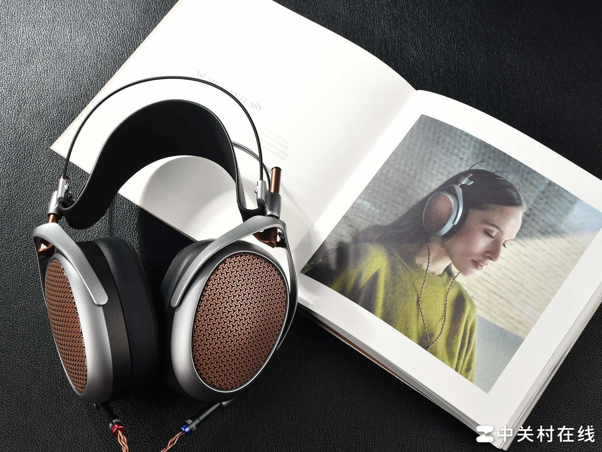 诗意般的声音之旅：Meze Audio POET头戴式平板耳机深度体验