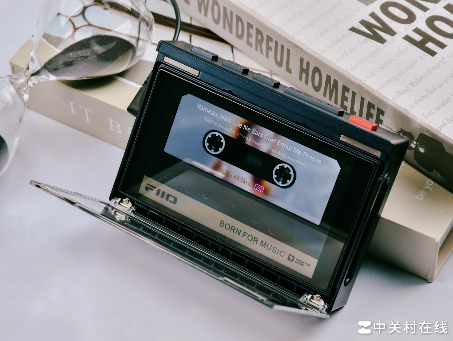 诗意般的声音之旅：Meze Audio POET头戴式平板耳机深度体验