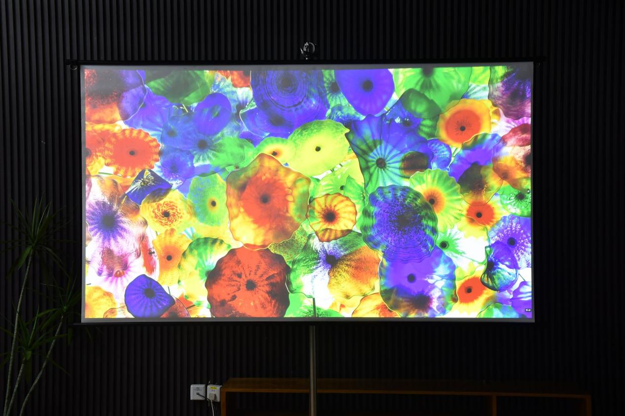 4K激光巨幕！优派LX720-4KC深度评测：观影游戏双巅峰