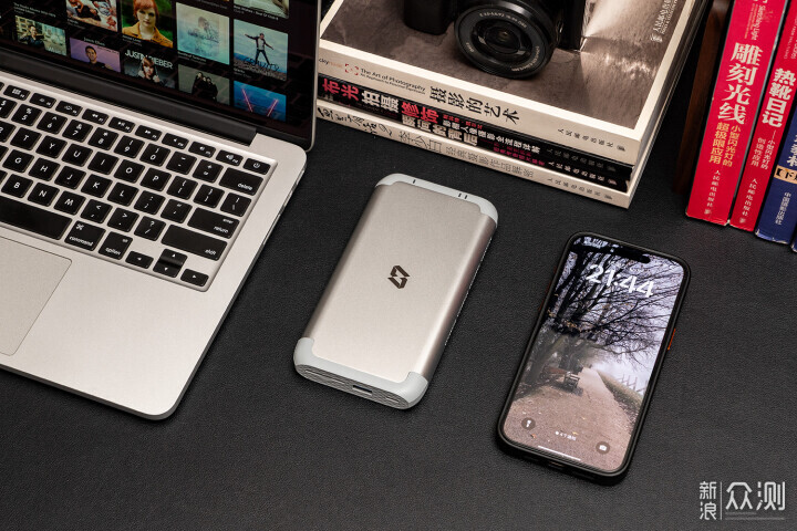 NAS竟然也能随身带！极空间私有云T2体验_新浪众测