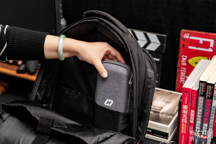 NAS竟然也能随身带！极空间私有云T2体验_新浪众测