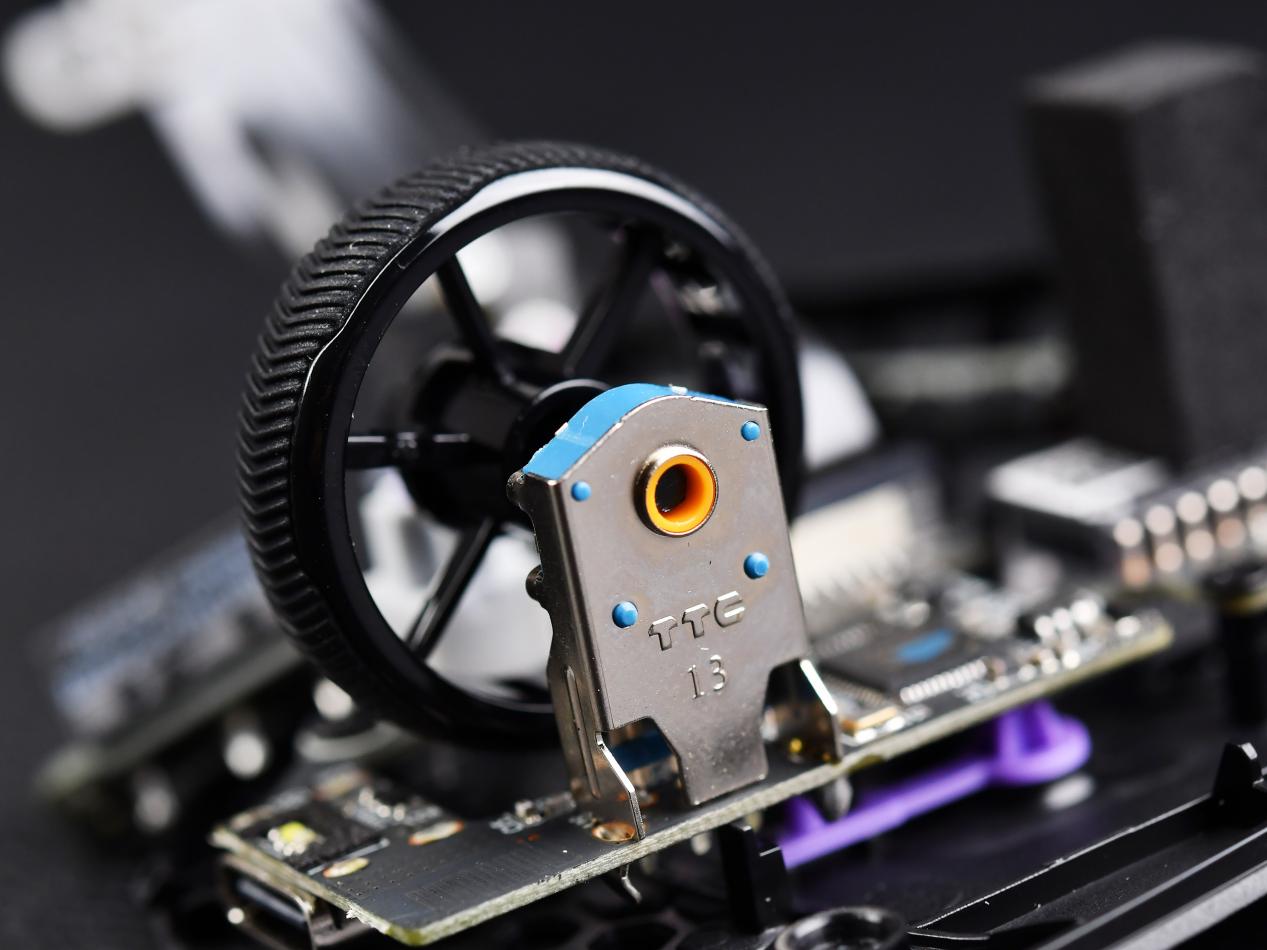 半年狂发15款鼠标模具手感全覆盖 雷柏是怎么做到的