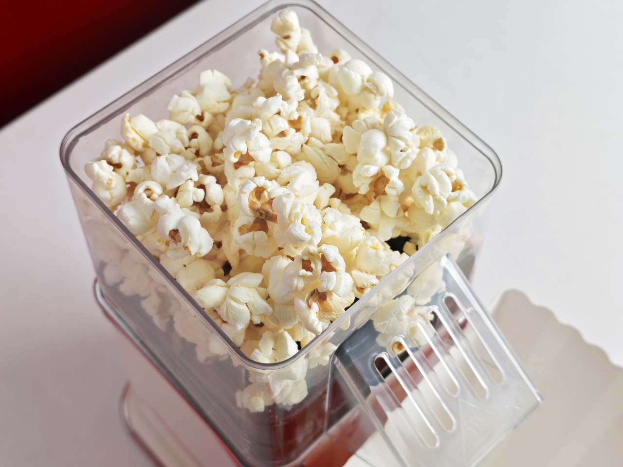 一加 15T 发布会邀请函：小屏大魔王，又小又强又美又全面