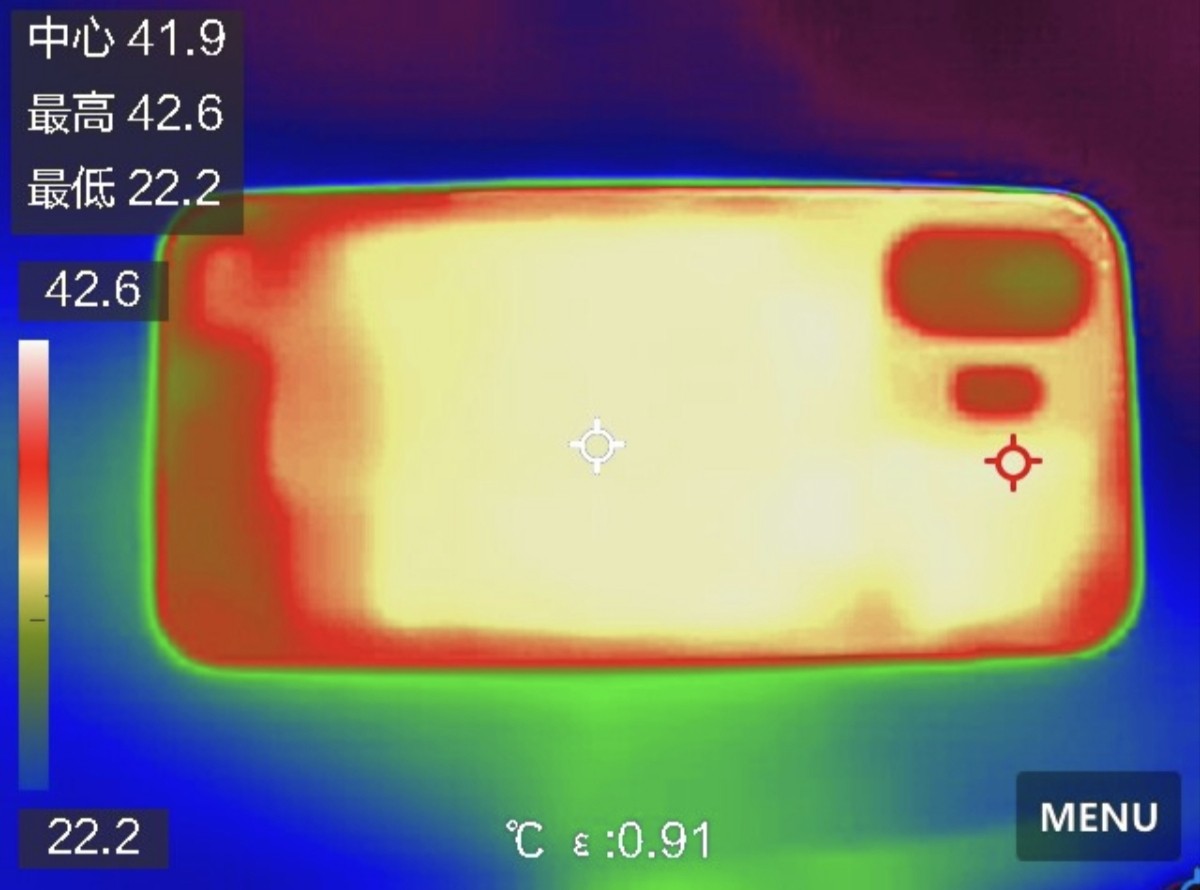 小屏彻底疯狂！一加15T性能实测：旗舰游戏体验再进阶
