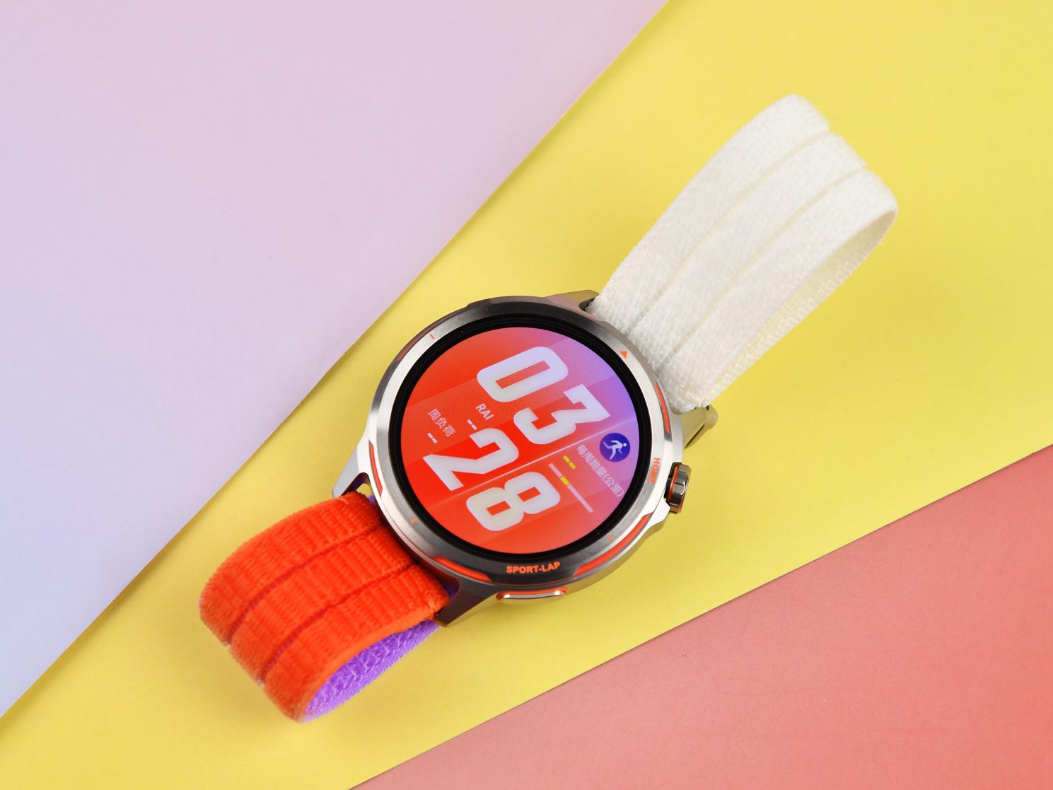 华为WATCH GT Runner 2评测:专业跑步功能+智慧生活伙伴,2026跑者必入!