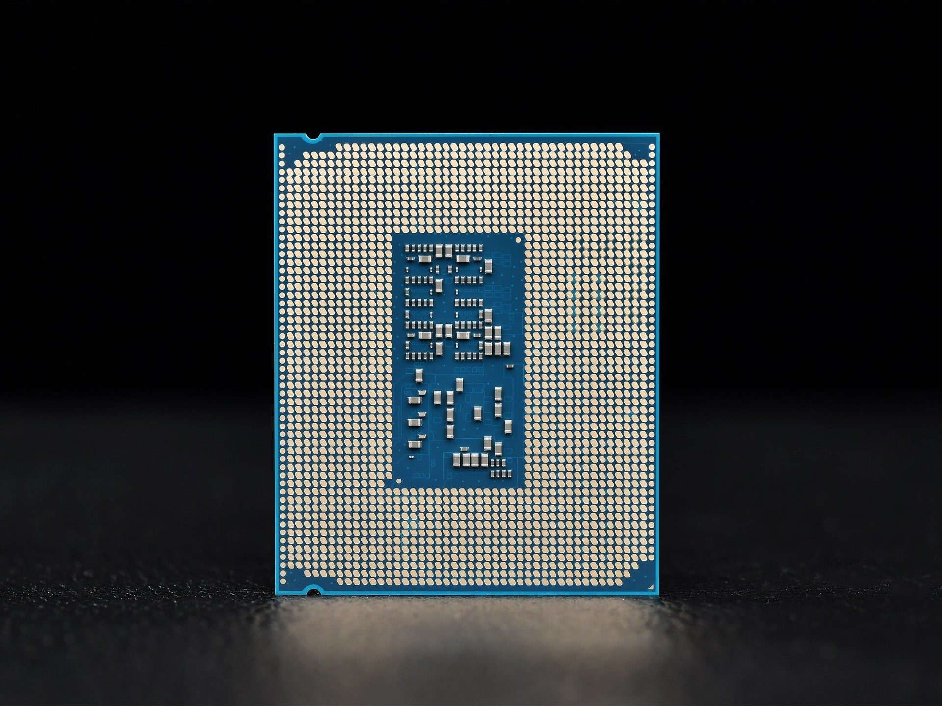 酷睿Ultra 7 270K/5 250K Plus处理器首测:多核、游戏、渲染性能暴增