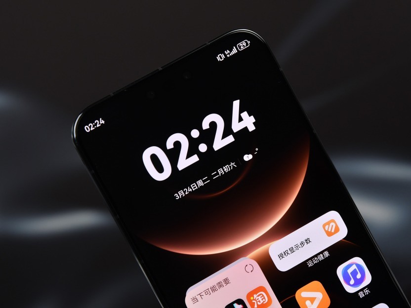 华为 Mate 80 Pro Max风驰版全面评测：把风吹进旗舰