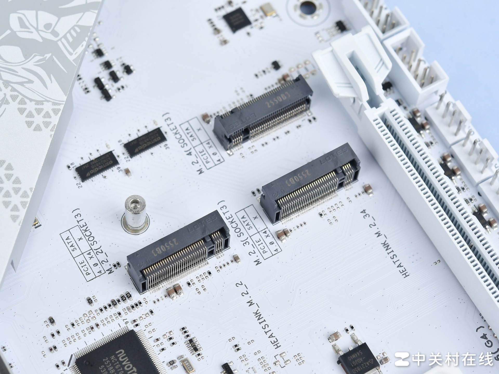 华硕ROG B850吹雪S NEO评测 二次元白色主板还得看吹雪