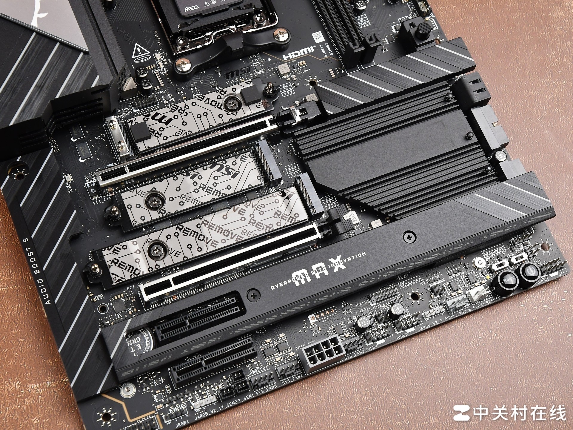 微星MEG X870E UNIFY-X MAX主板评测 暗影回归 超频拉满