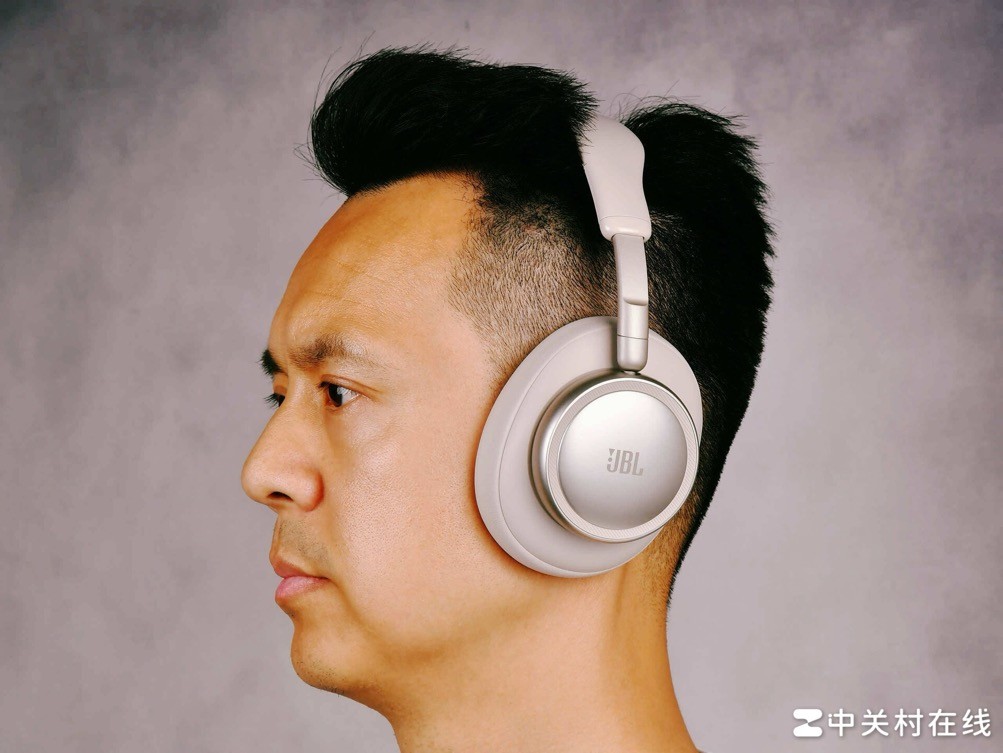 把颜值、音质和舒适拉满：JBL LIVE 780NC头戴降噪蓝牙耳机深度体验