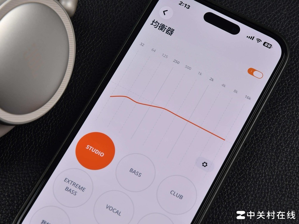 把颜值、音质和舒适拉满：JBL LIVE 780NC头戴降噪蓝牙耳机深度体验
