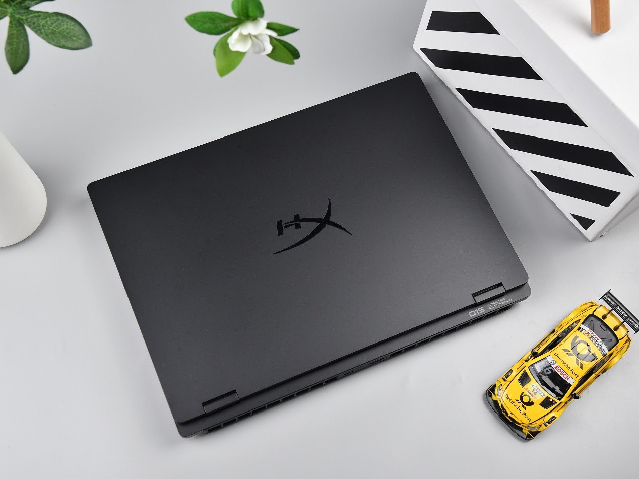 2026游戏本专业评测：HyperX暗影精灵PRO 15双烤180W+实测，硬核玩家必选