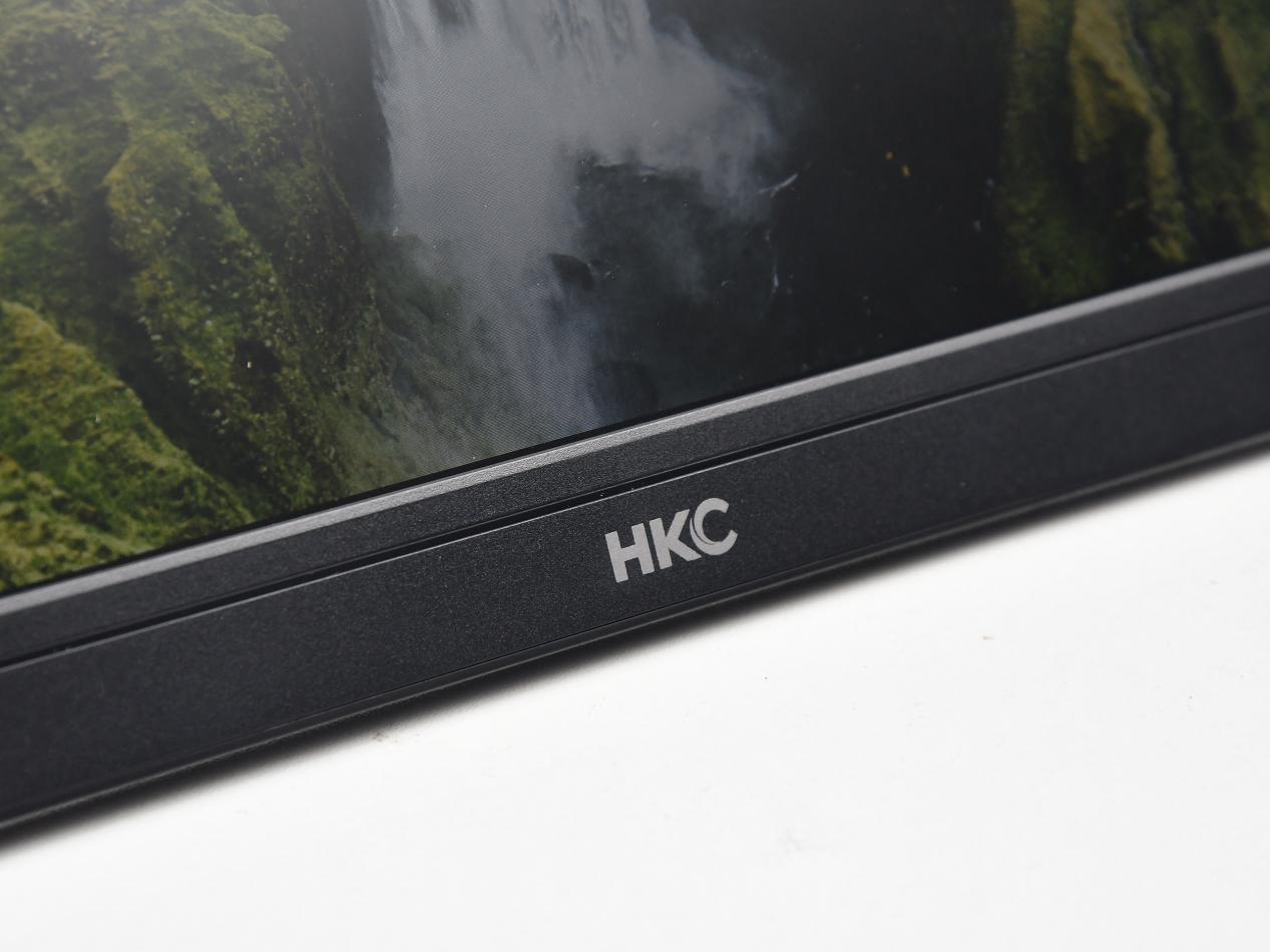HKC悦享16F1便携显示器评测：行者不拘，大屏随行