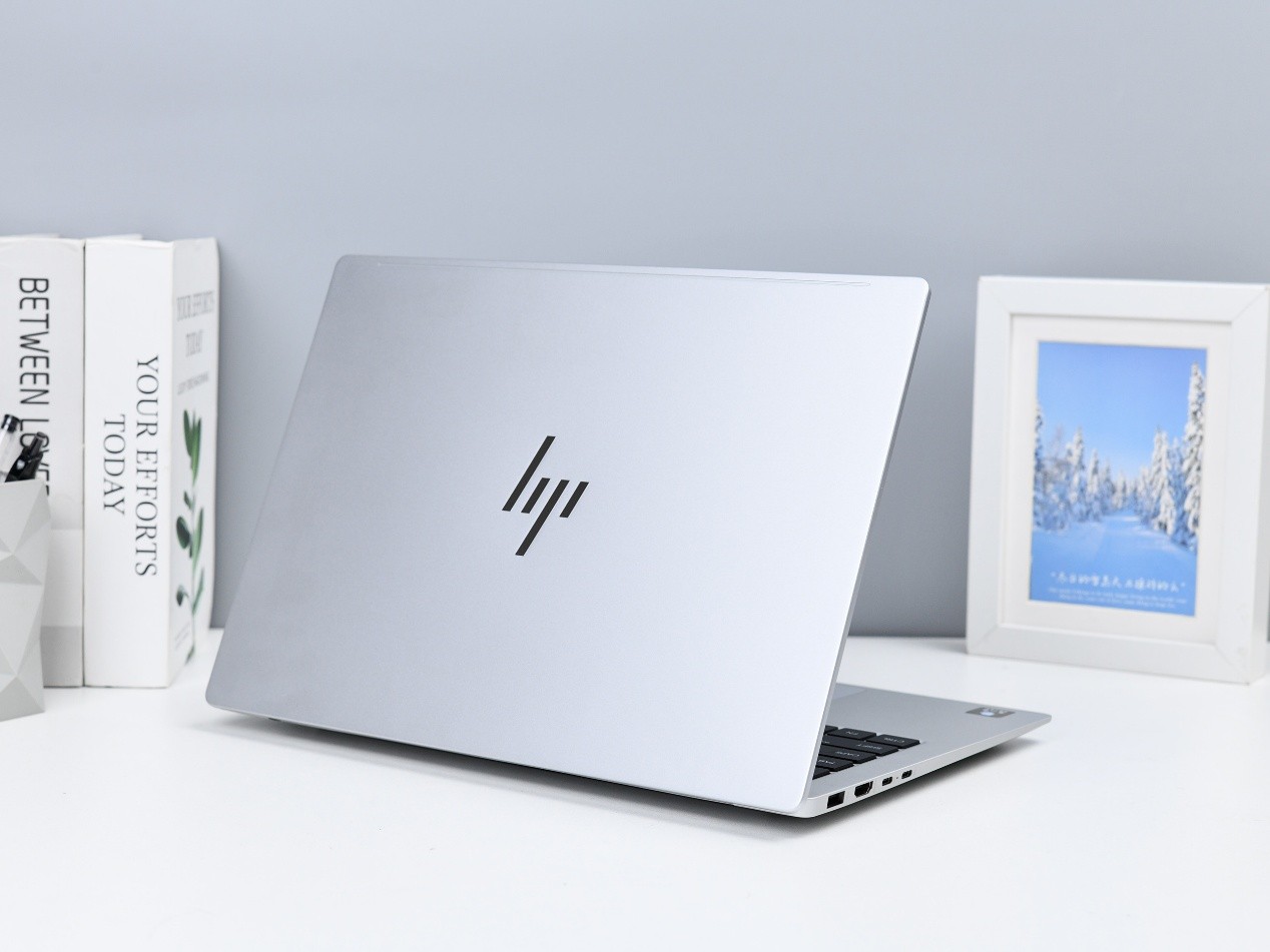 2026暑促1kg轻薄本怎么选？惠普星Book Pro Air 14评测：1.09kg+52W性能释放
