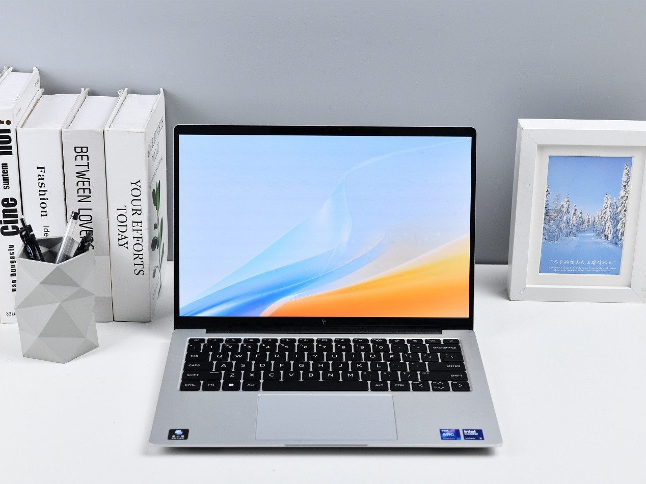 2026暑促1kg轻薄本怎么选？惠普星Book Pro Air 14评测：1.09kg+52W性能释放