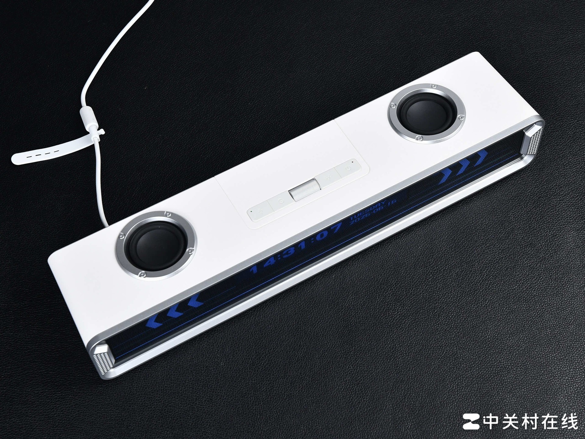 迈从K20 GT电竞音箱体验，一块歌词屏带来意想不到的娱乐升级