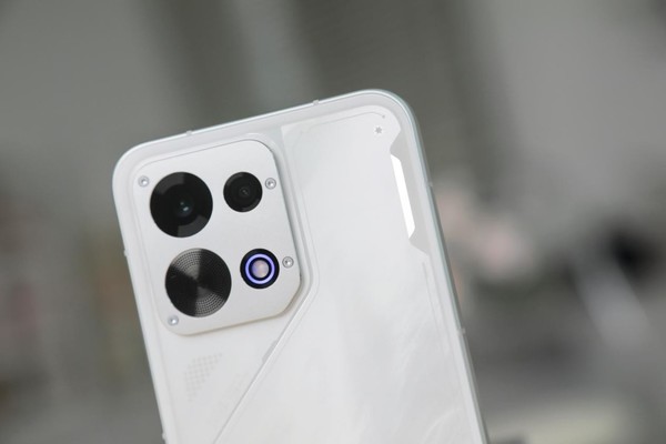 OPPO K15体验：主动散热+8000mAh，2K档的体验越级者