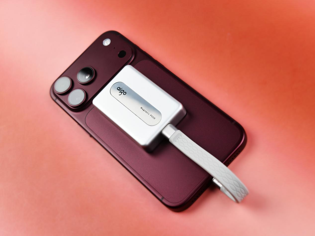 iPhone 18 Pro 外接存储怎么选?aigo PL系列适配体验分享